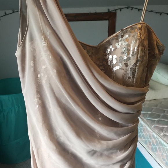 Dress - Picture 5 of 5